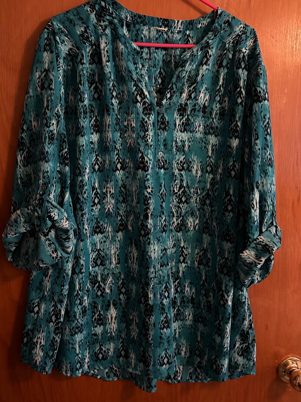 Women's Teal Patterned V-Neck Blouse